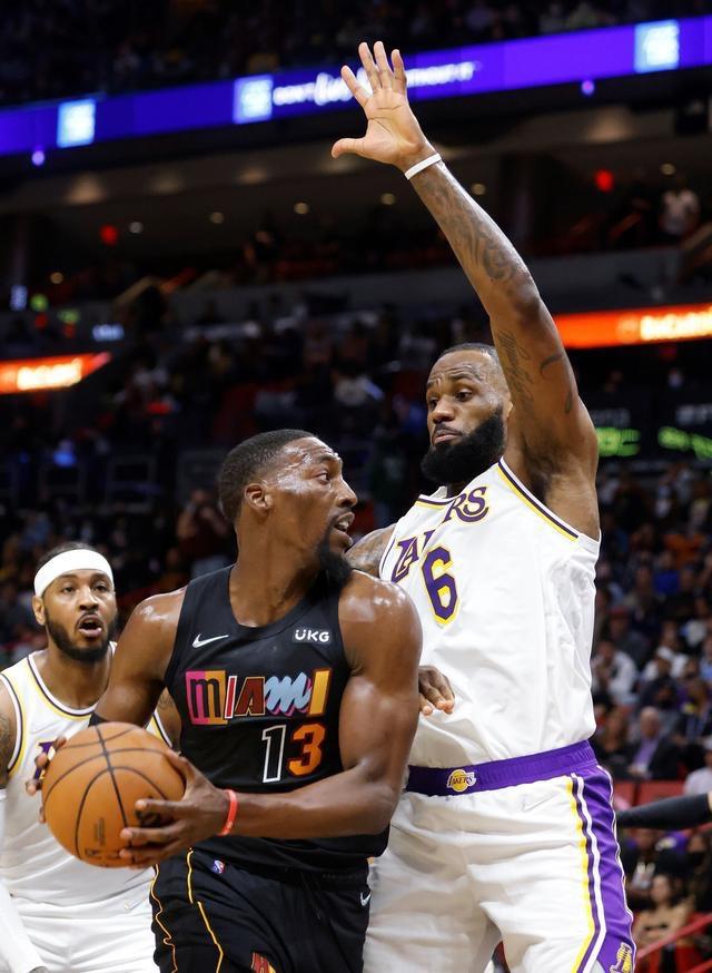  theshy当时为什么要来中国 