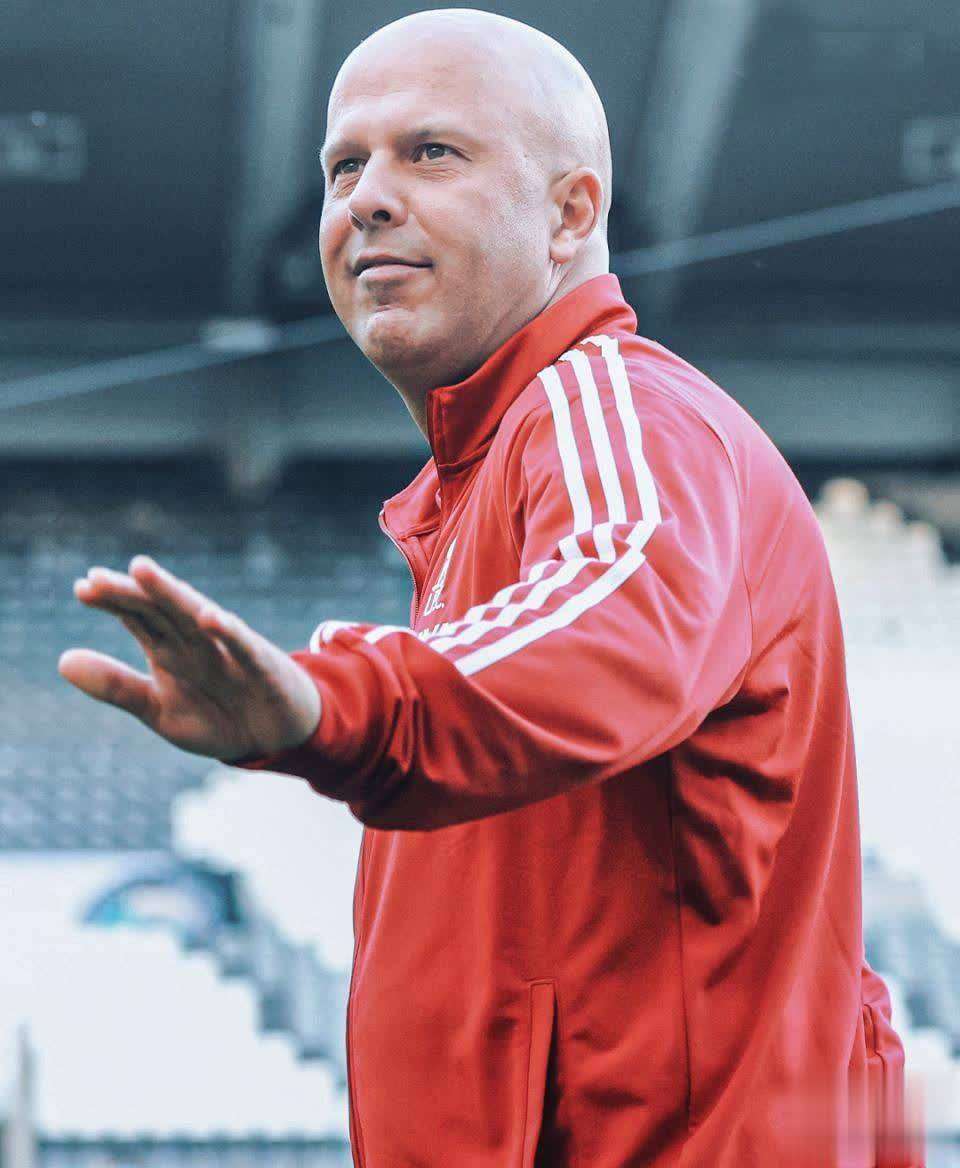  萨拉赫在TES比赛中惊险取胜，绝杀引发热议！开云体育平台官方下载入口