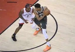 包含字母哥连续二十场比赛得分超过出色防守，SKT挑战极限！的词条开云体育苹果版客户端下载